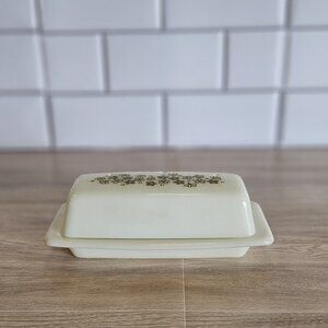 Vintage PYREX Corning MILK GLASS Spring Blossom CRAZY DAISY Covered BUTTER DISH